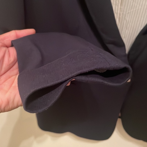 Zara navy blue blazer in size medium USA sizing gently used - Picture 5 of 12